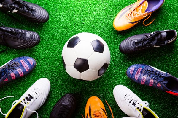 Bóng & Giày