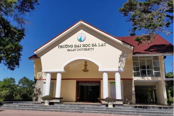 Logo Trường Đại học Đà Lạt